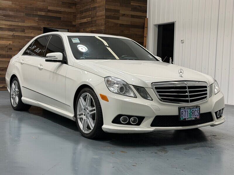 2010 Mercedes-Benz E-Class