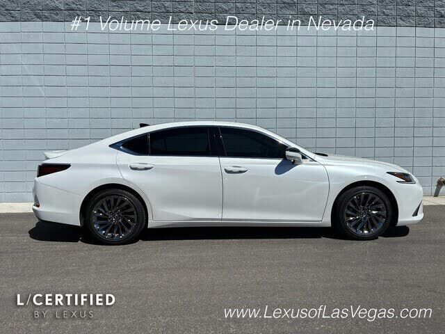 2025 Lexus ES