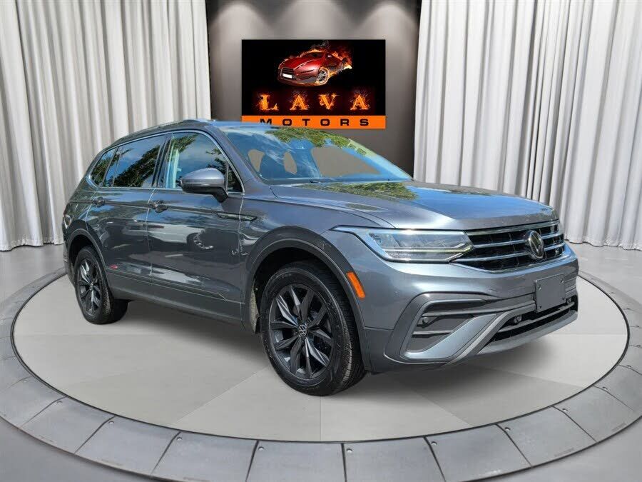 2022 VOLKSWAGEN Tiguan