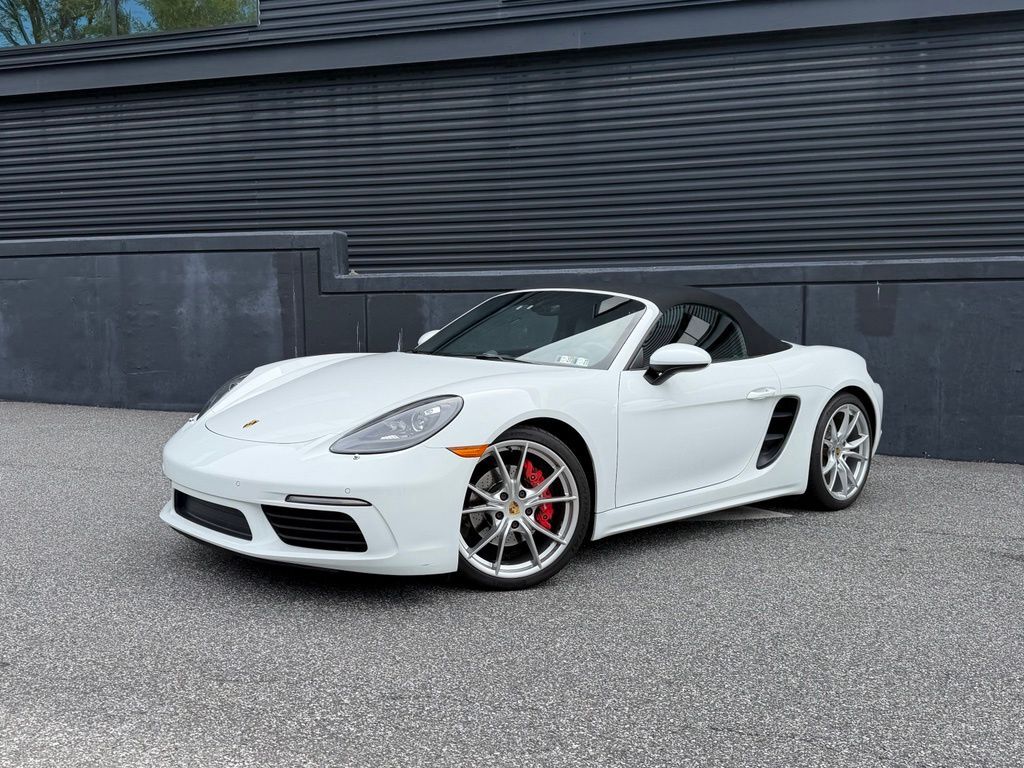 2017 PORSCHE Boxster