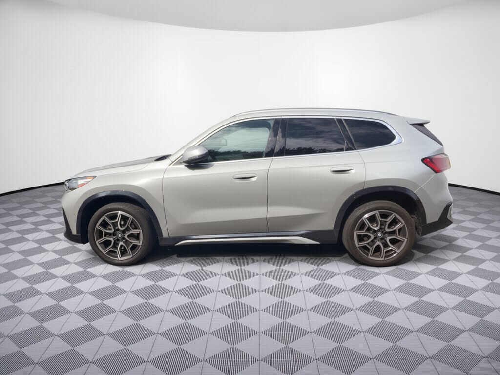 2023 BMW X1