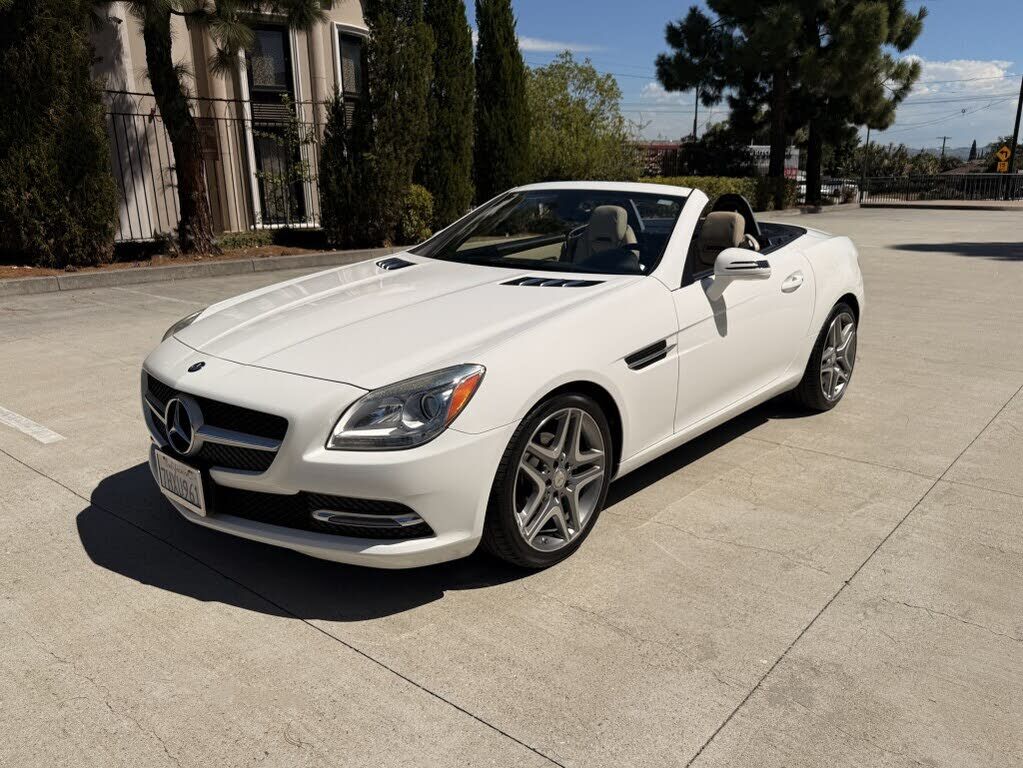 2015 MERCEDES-BENZ SLK-Class