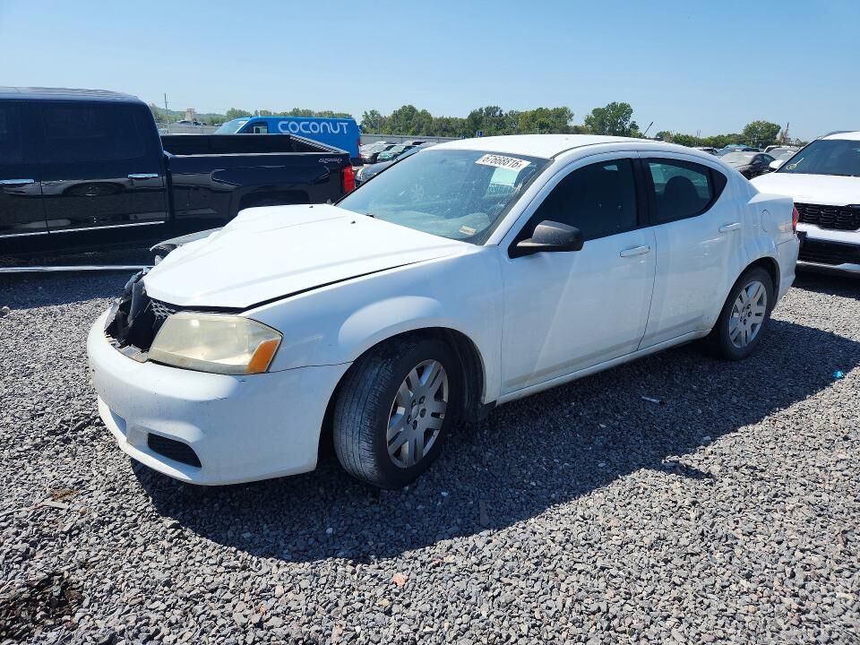2013 DODGE Avenger