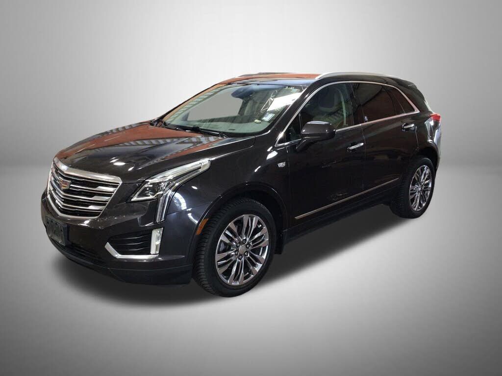2017 CADILLAC XT5