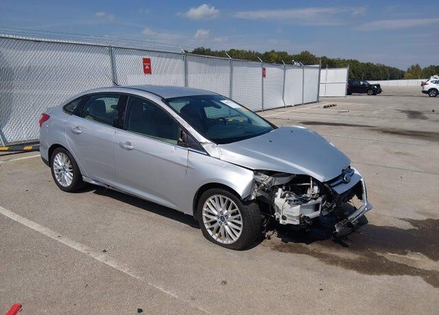 2012 FORD Focus