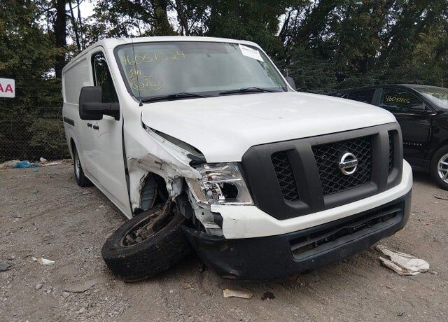 2015 NISSAN NV