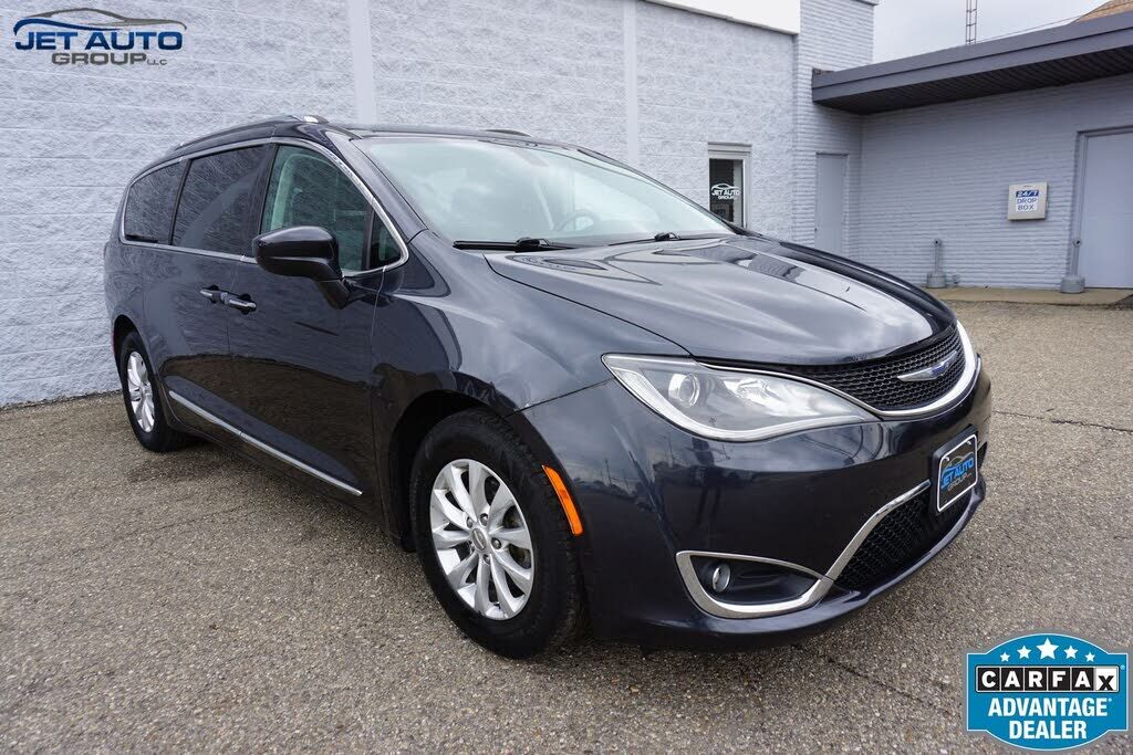 2019 CHRYSLER Pacifica