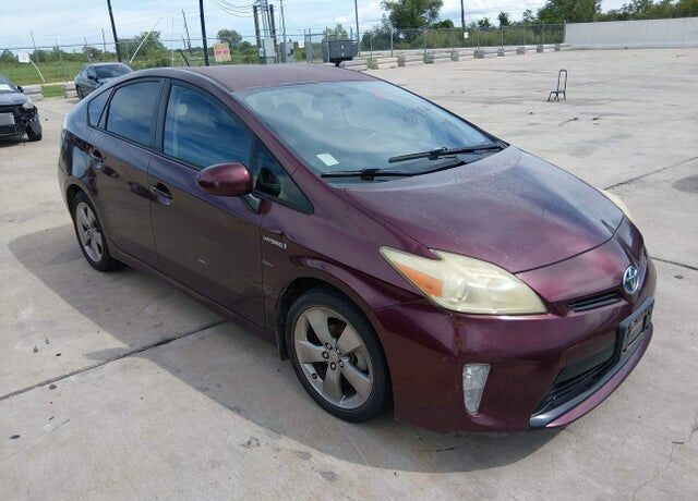 2013 TOYOTA PRIUS