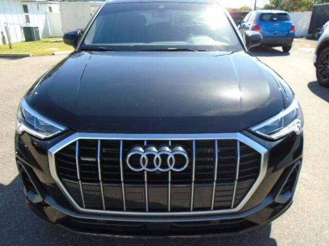 2023 Audi Q3