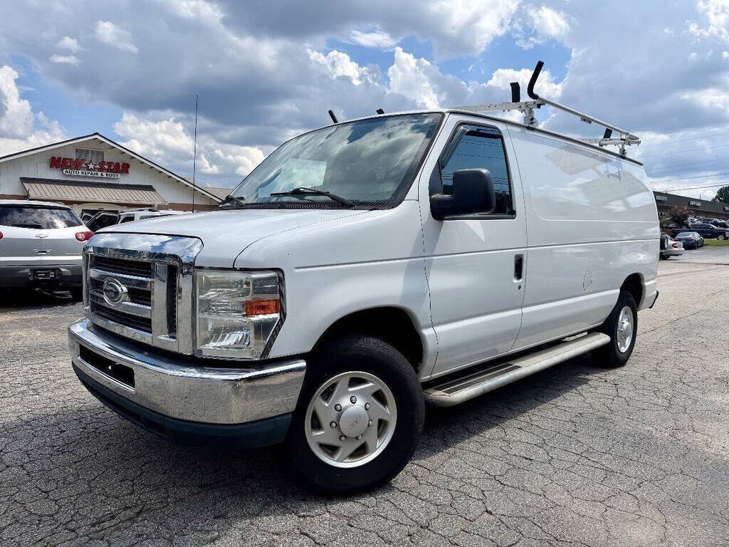 2012 FORD E-250