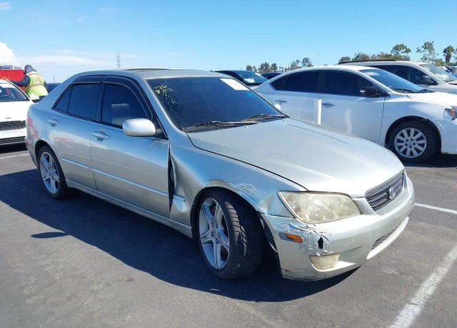 2003 LEXUS IS