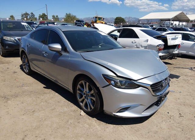 2017 MAZDA Mazda6