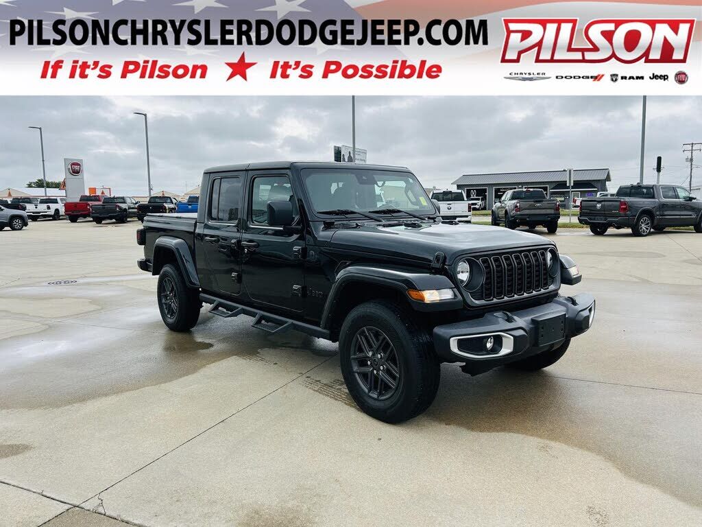 2024 JEEP Gladiator