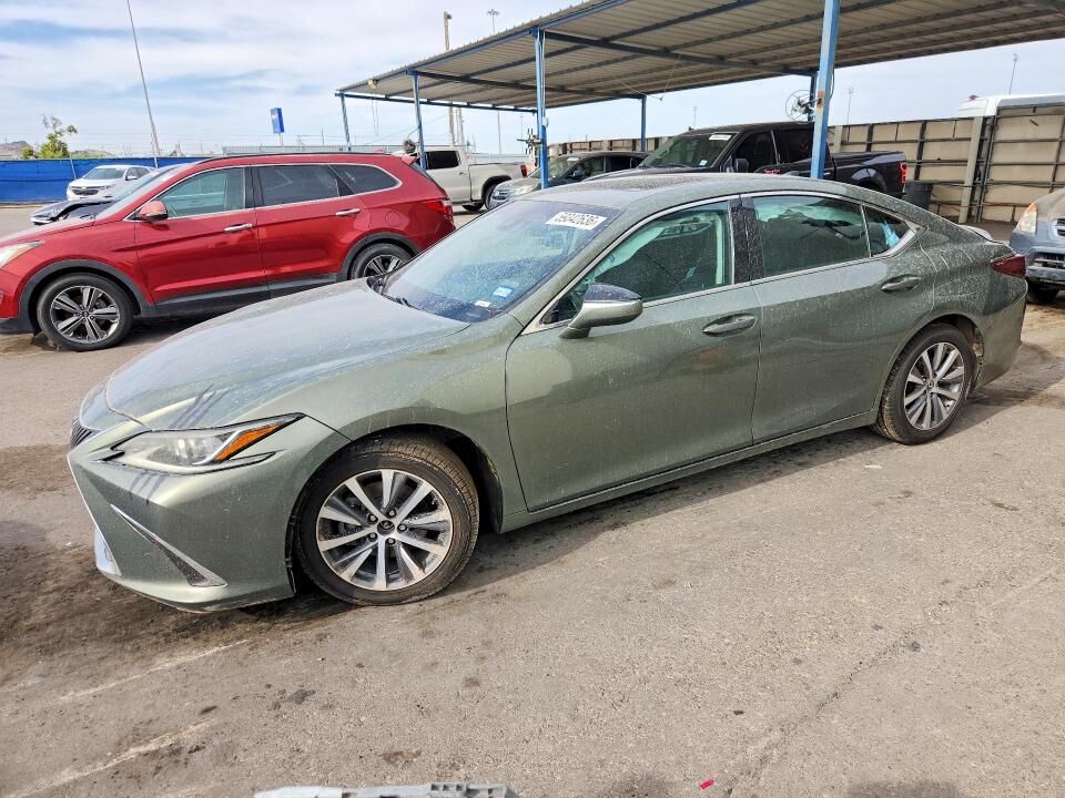 2019 LEXUS ES