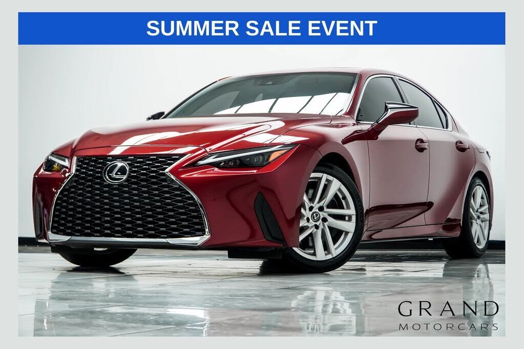2024 LEXUS IS