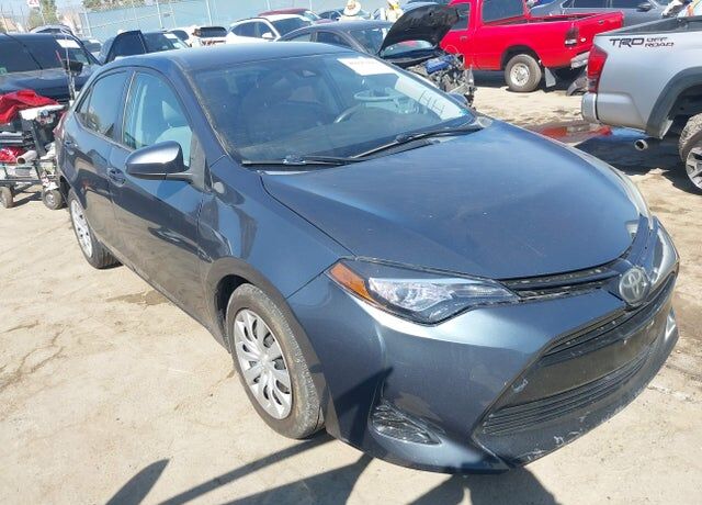 2018 TOYOTA Corolla