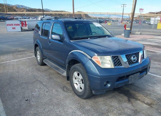 2005 NISSAN Pathfinder