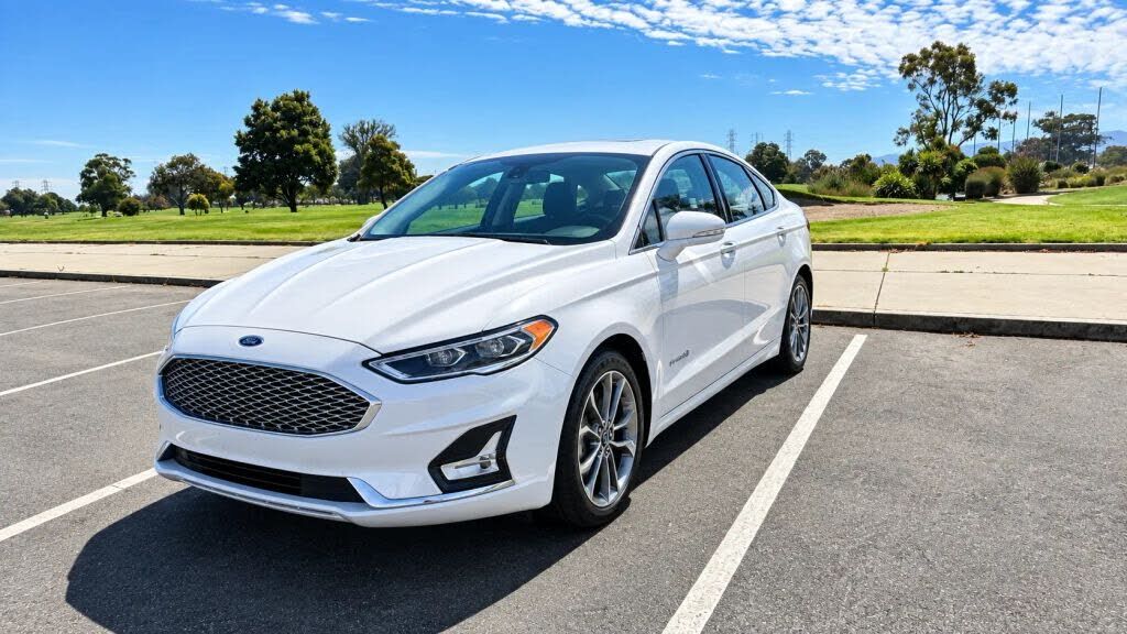 2019 FORD Fusion