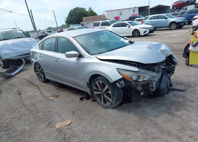 2016 NISSAN Altima