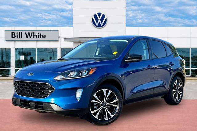 2022 FORD Escape