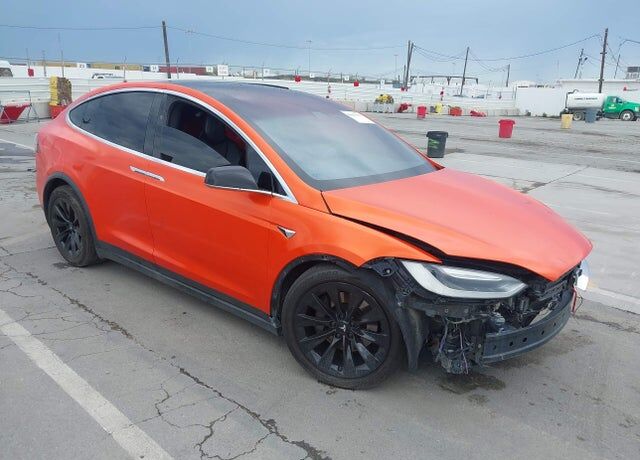 2016 TESLA Model X