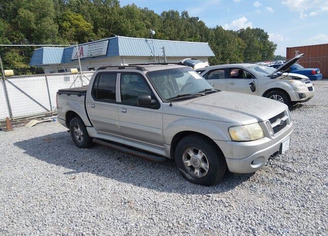 2004 FORD Explorer