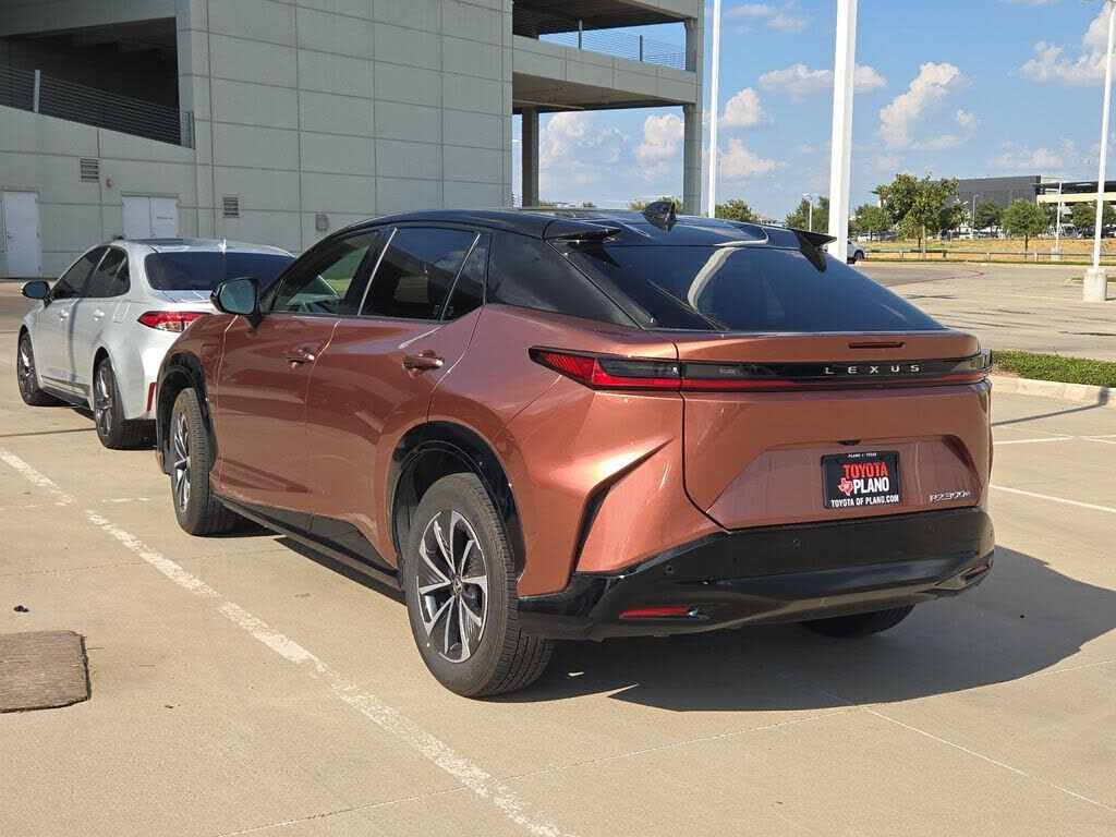 2024 Lexus RZ
