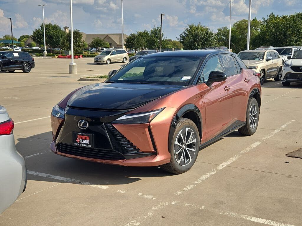 2024 LEXUS RZ