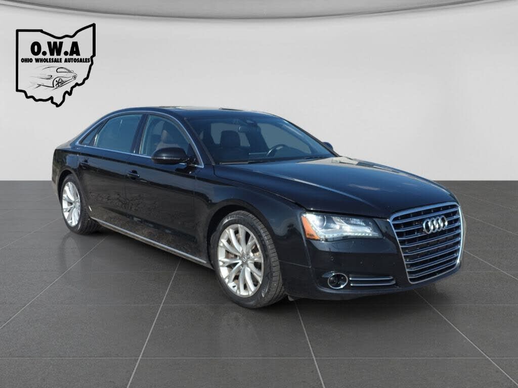 2012 AUDI A8