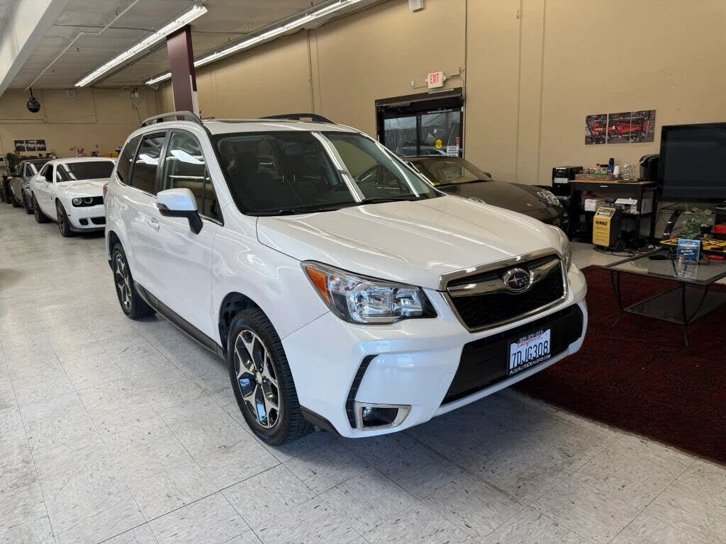 2014 SUBARU Forester