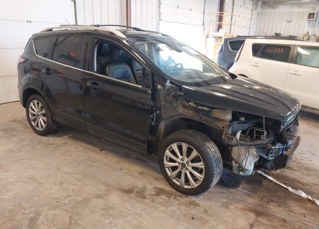 2017 FORD Escape