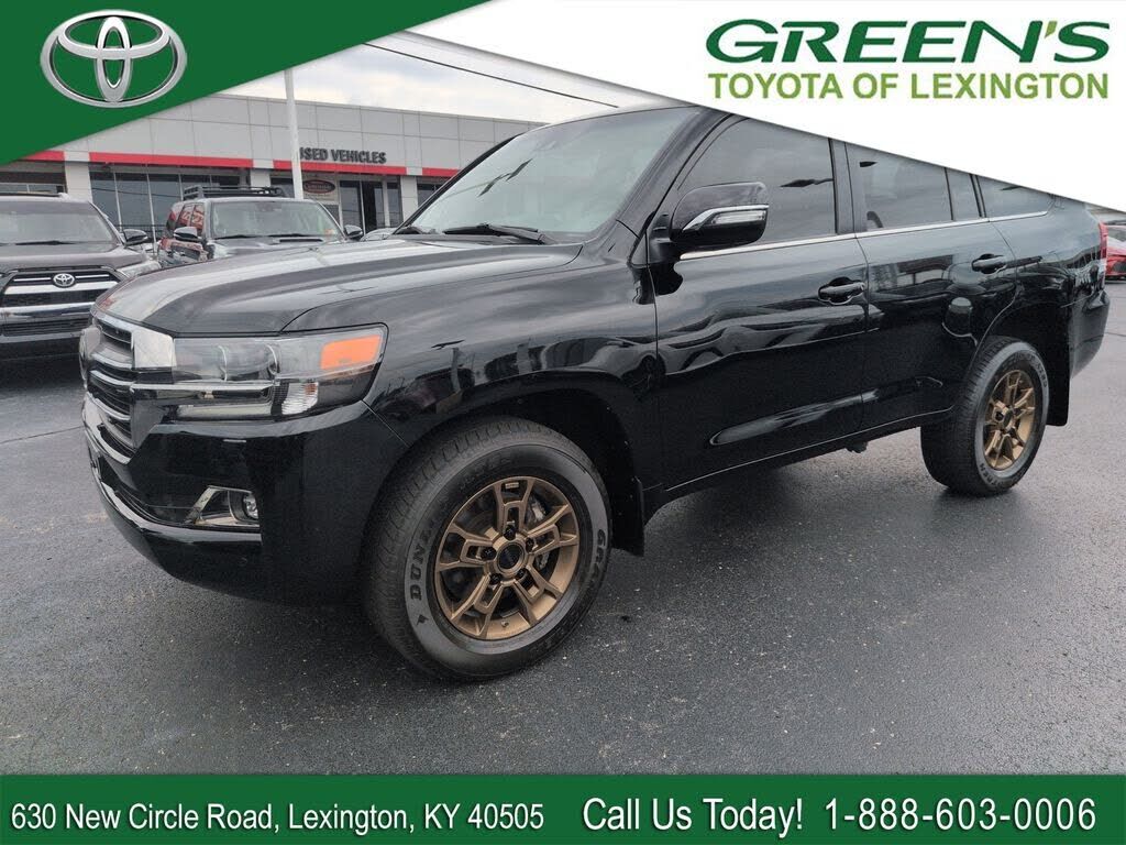 2020 TOYOTA Land Cruiser