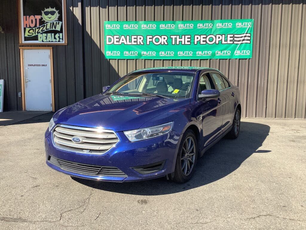 2015 FORD Taurus
