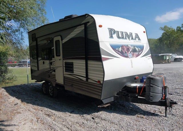 2016 FOREST RIVER Puma Toy Hauler