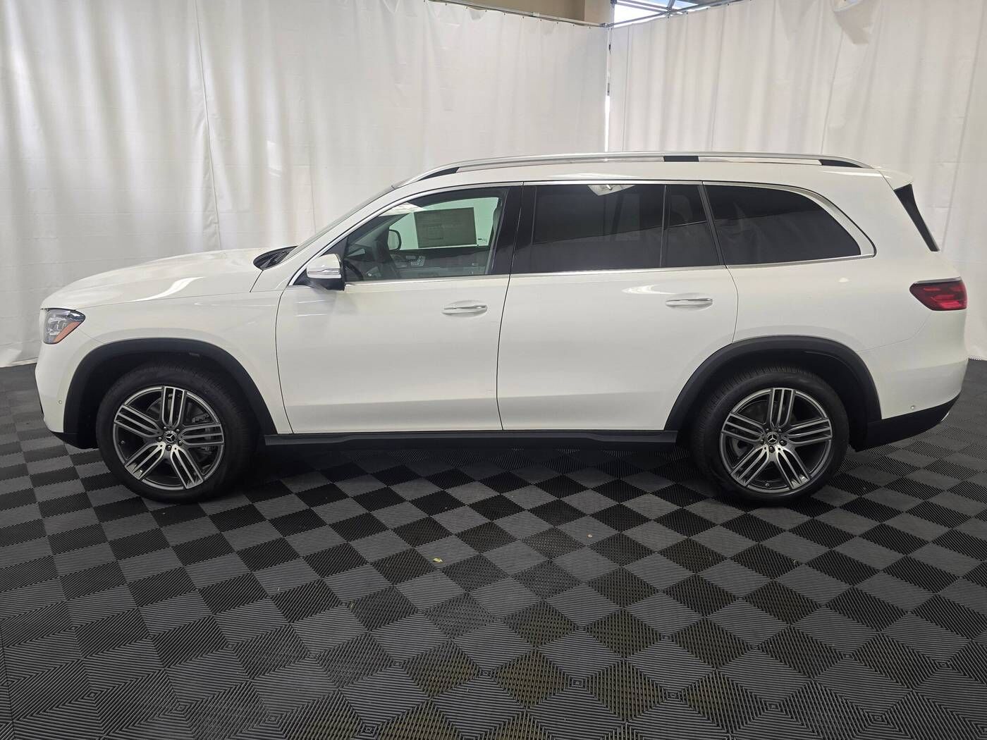 2026 Mercedes-Benz GLS-Class