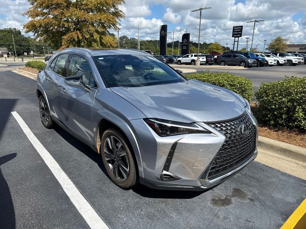 2026 LEXUS UX