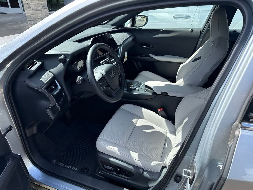 2026 Lexus UX