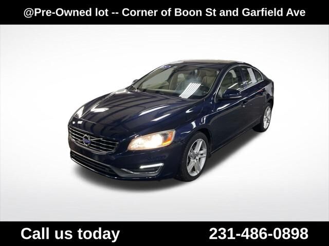 2015 VOLVO S60