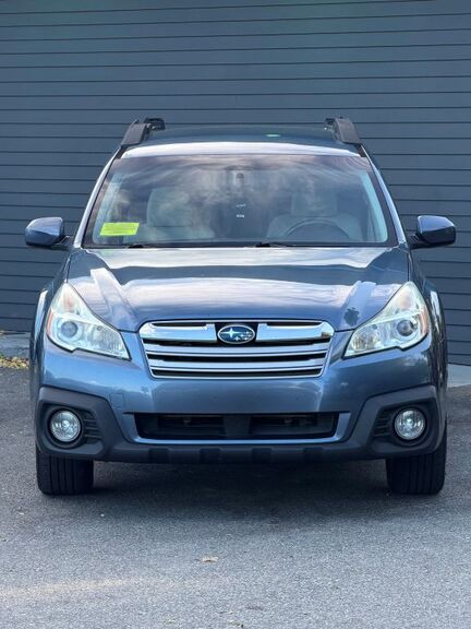 2013 SUBARU Outback