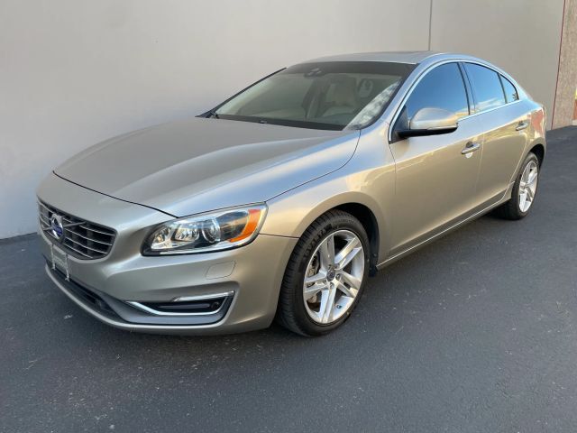 2015 VOLVO S60