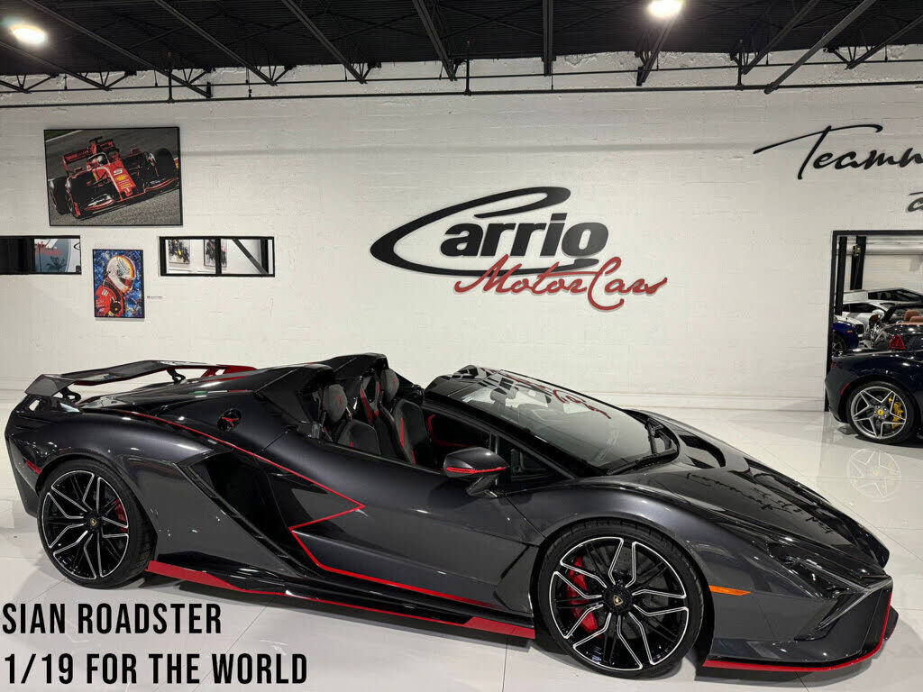2021 LAMBORGHINI Aventador