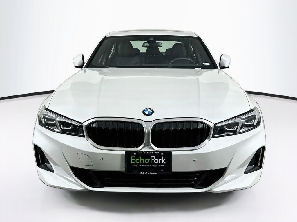 2026 BMW 330i