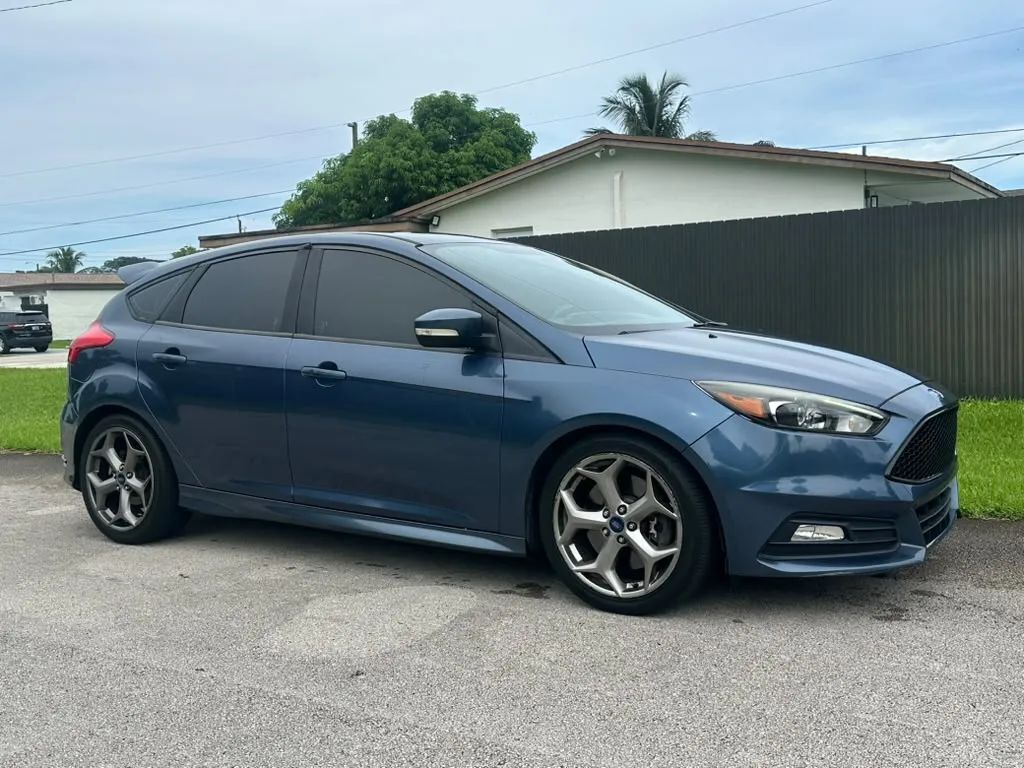 2018 FORD Focus