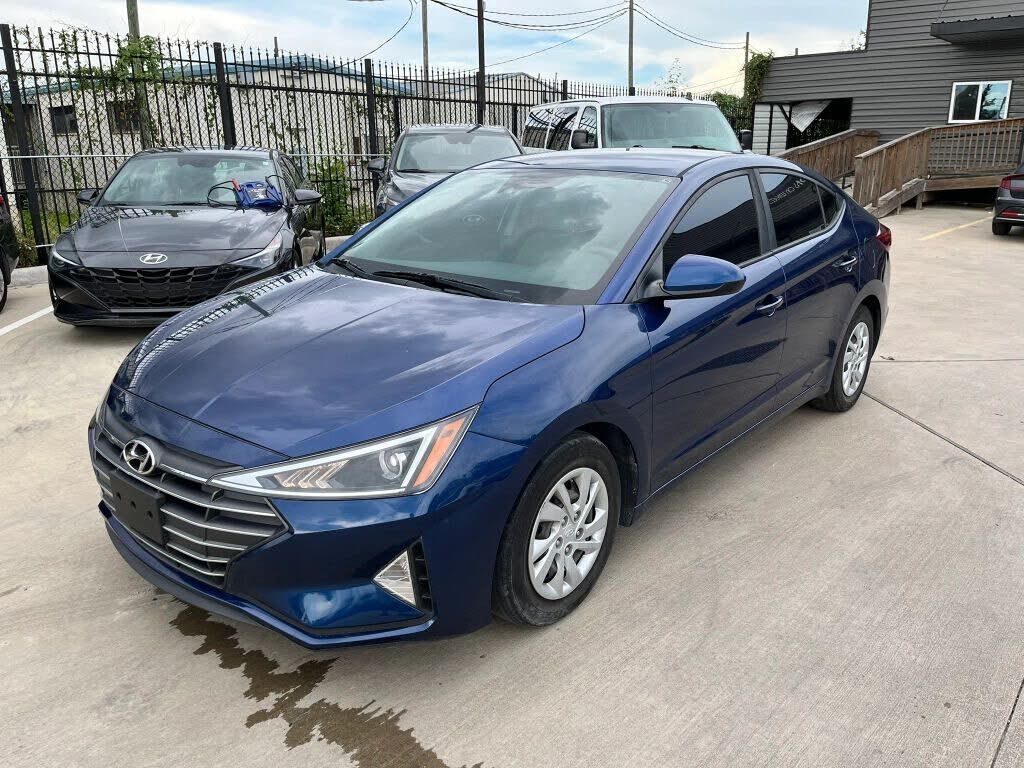 2020 HYUNDAI Elantra