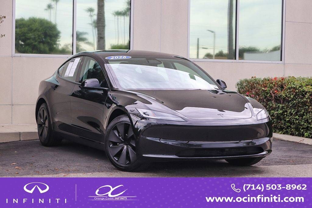 2026 TESLA Model 3
