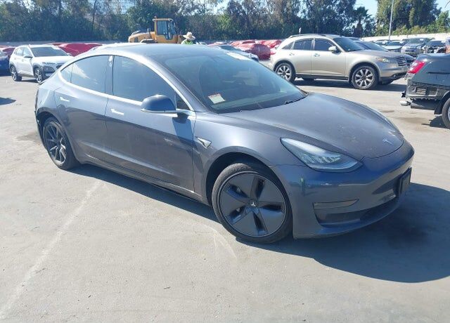 2020 TESLA Model 3