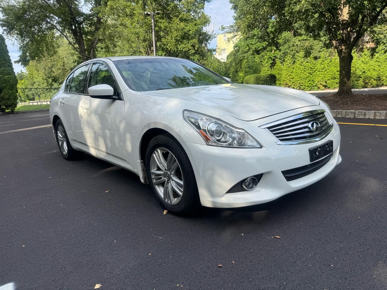 2011 INFINITI G25