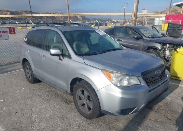 2015 SUBARU Forester
