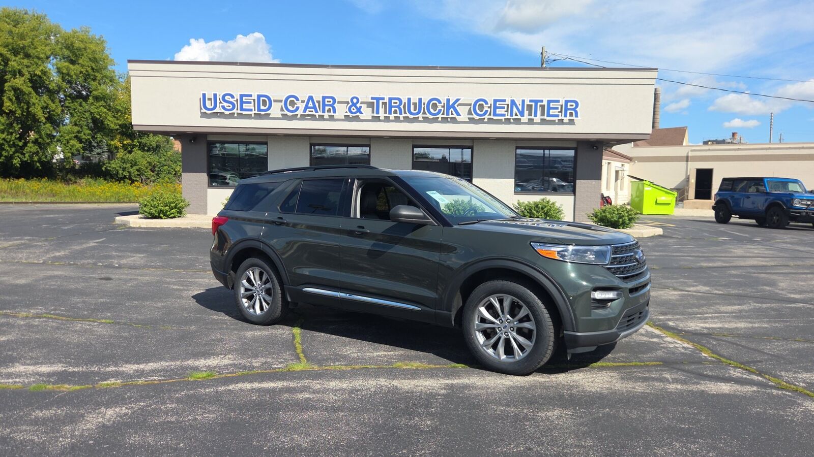 2023 FORD Explorer