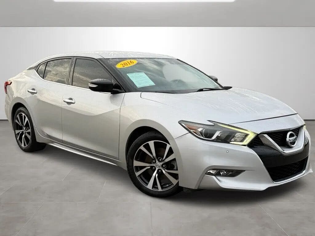 2016 NISSAN Maxima